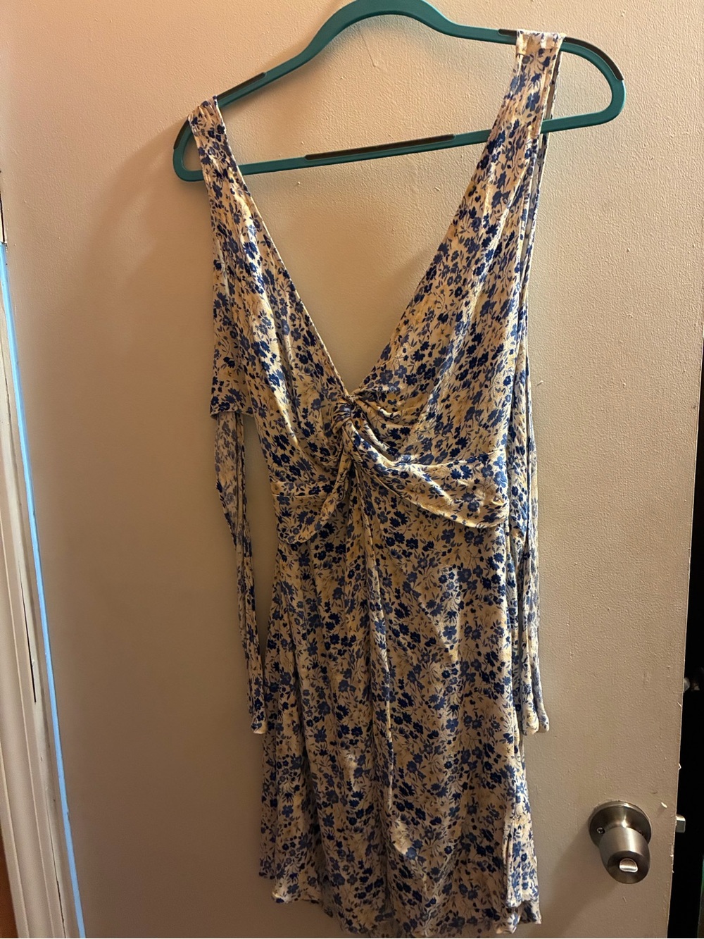 Lush Blue and Cream Backless Floral Tie-Front Dress